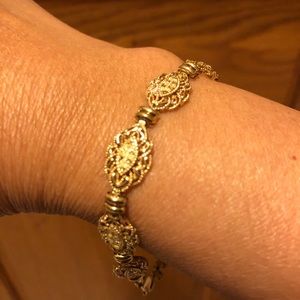 ❤️Beautiful 14k yellow gold bracelet, size 7.25